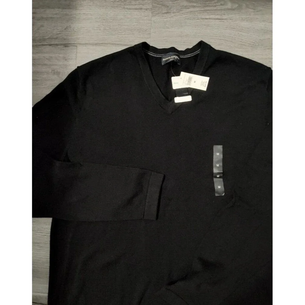 Banana Republic NWT men's black 100% cotton V-neck sweater size M